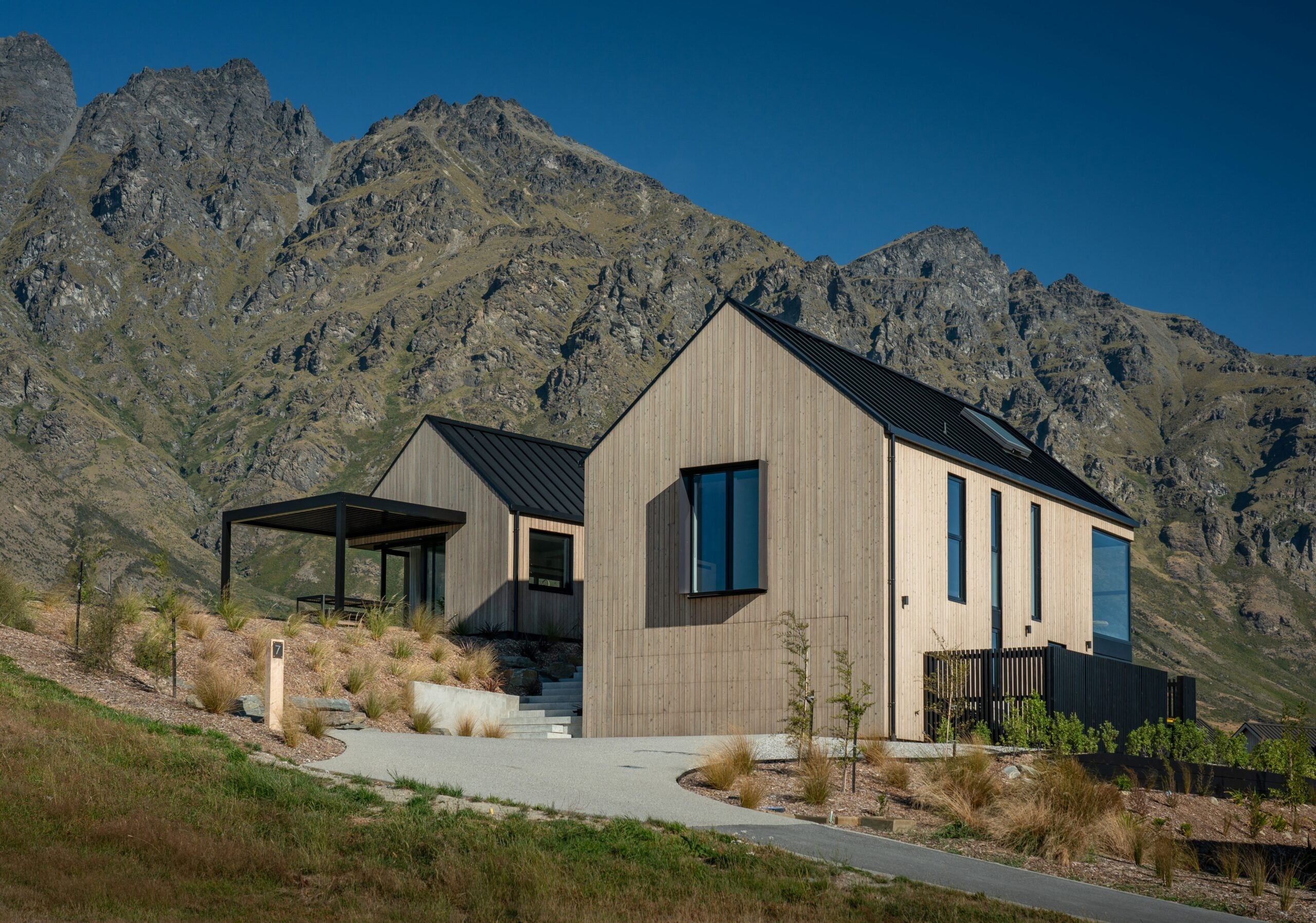 Ferguson Builders architectural home showing the quality of construction that a well-structured fixed-price contract delivers.